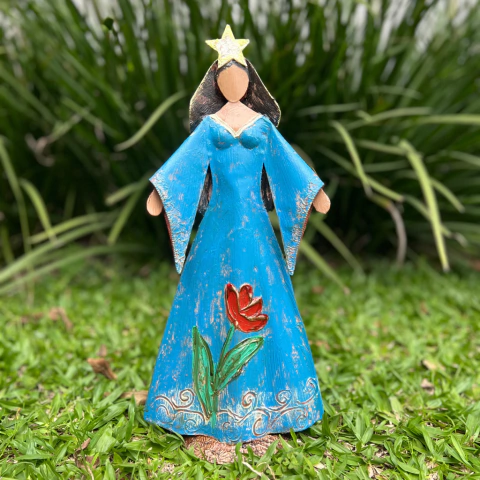 Escultura Iemanjá e a Flor em metal de Patrícia Barros - comprar online