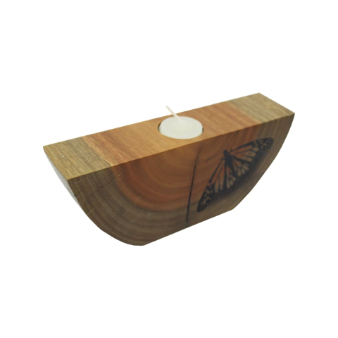 Castiçal Meia Lua com Borboleta em madeira de Paulo Werneck