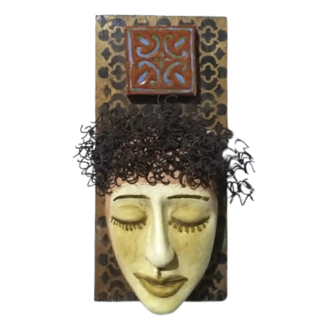 Painel Interferência com Máscara da Linha Nude de Oficina de Formas