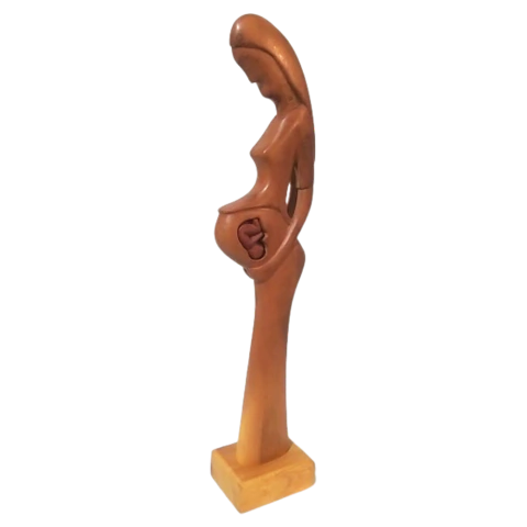 Escultura Atenção Materna Altruísta em madeira natural do Mestre Elias França