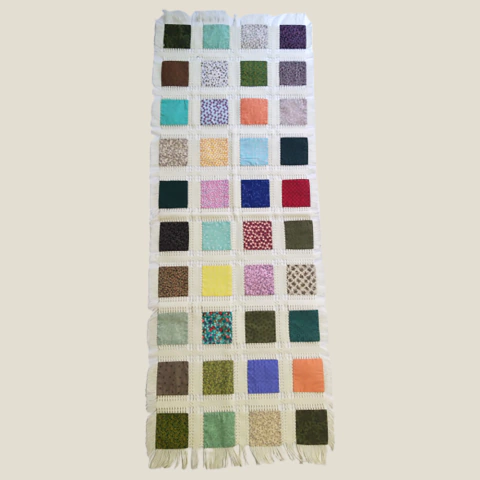 Caminho de Mesa Afeto Terral em patchwork do Grupo de Produção Amor Caseado