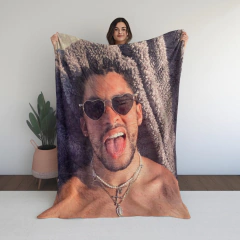 Frazada Bad Bunny - Chingona Shop