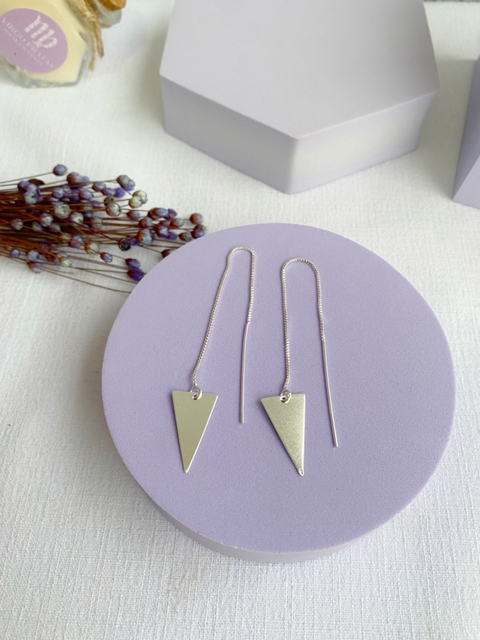 Brinco Fio Triângulo