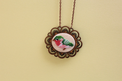 Set de collar y topos bordados Ave - comprar online