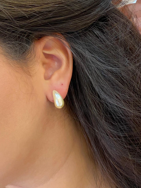 Cod 1176. Brinco gota em pérola ,tendência - comprar online