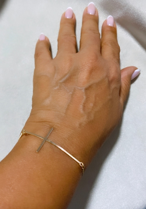 pulseira cruz regulável, folheados a ouro 18k.cod;907