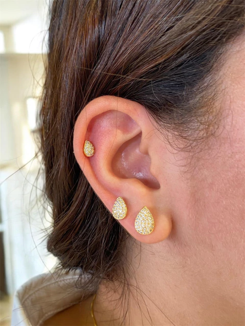 Cod 122; Trio gota em tamanhos diferentes todos com zircônias cravejadas. - comprar online