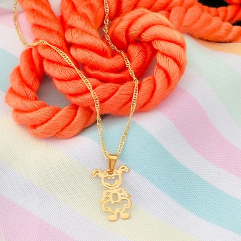 Cod 1204 Colar pingente menina, corrente 50cm folheados a ouro 18k.