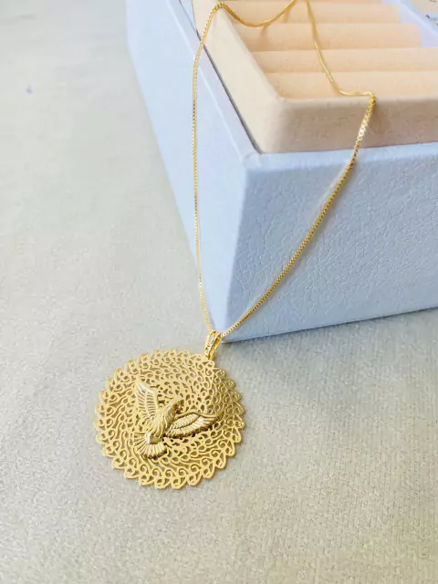 Cod 520. Colar 45cm com pingente medalha divino. (Espirito Santo)