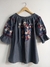 Blusa marca yalan en internet