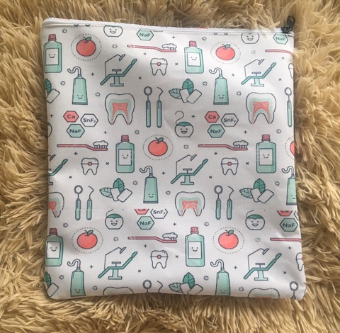 Porta Jaleco Odontologia Dentinhos