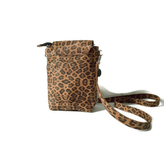 Juntas: Bandolera Flavia animal print + Billetera mini metalizado mate - tienda online