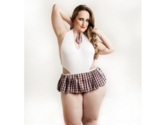 Fantasia colegial plus size