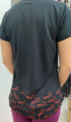 CAMISETA HOT FLOWERS GG - comprar online