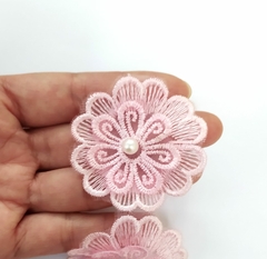 APLIQUE FLOR RENDA GUIPIR COM PÉROLA - 1 UNIDADE - comprar online
