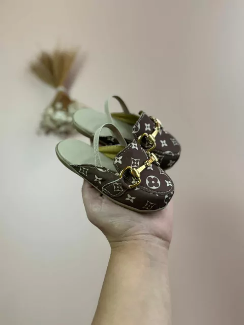 MULE LOUIS VUITTON | 20 AO 25