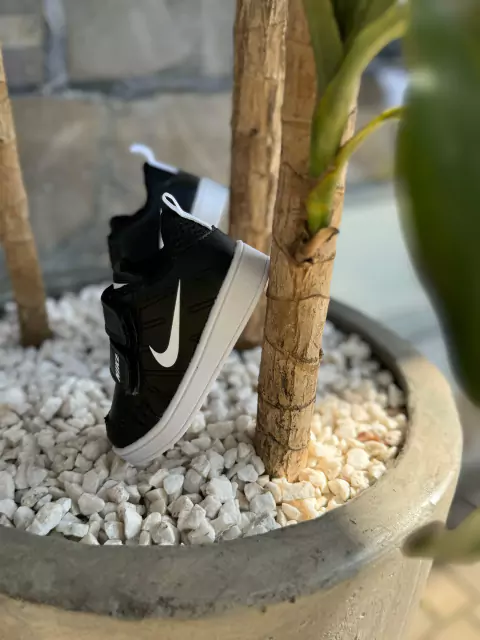 TENIS NIKE VELCRO | 18 AO 25