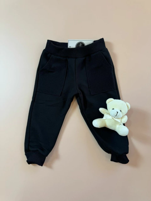 CALÇA MOLETOM PRETA | 1 AO 6 - comprar online