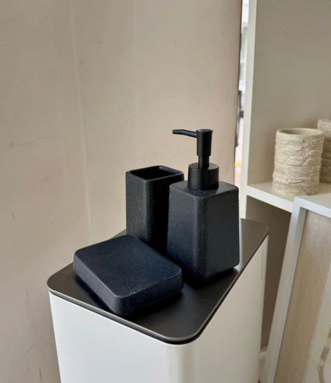 Set de Baño Negro X3