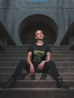 CAMISETA T-SHIRT PRETA creature from the Black Lagoon FILME DE TERROR VINTAGE RETRÔ POSTER - loja online