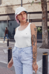 REGATA FEMININA BRANCA MINIMALISTA