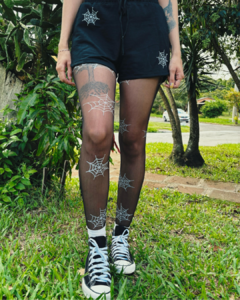 Imagem do Short Moletom Teias de Aranha Coleção We love Monsters