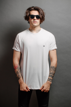 Camiseta T-shirt Árvore Casual Branca