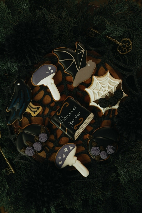 Haunted Cookies | Pumpkin Spice