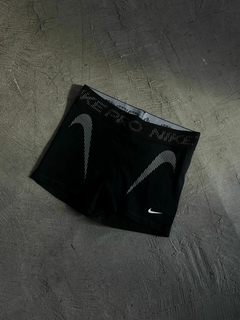 Short Nike Pro na internet