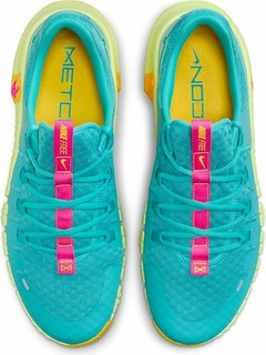 Tênis Nike Free Metcon 5 na internet