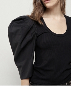 REMERA SAIS