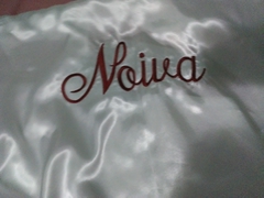 Robe de cetim com renda de gripie manga 3/4 Fabricação Própria @rebecanoivasrec na internet