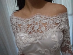 Vestido de Noiva Com Renda Francesa - Rebeca Noivas Rec