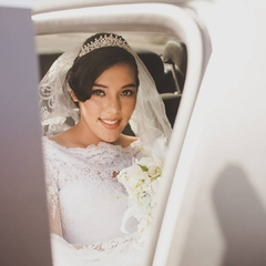 Tiara Noiva Toda em Pérolas na internet