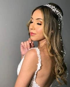 Arranjo Grinalda chuveirinho toda em pérolas com degradê de pérolas