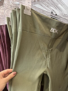 Calza Oslo Seamless - Verde Oliva - D O N A T A 