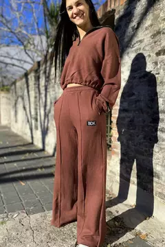 Jogger Bat - Chocolate en internet