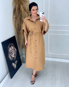 VESTIDO MIDI EM ALFAIATARIA - CÁQUI