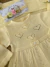 Saida de Maternindade Tricot Cora - Amarela - ENCANTOS D´MARIA ACESSÓRIOS E CONFECÇÕES LTDA.