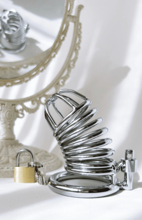 Cinto de Castidade em Metal | Masculino - comprar online