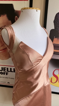 Vestiro rose gold na internet