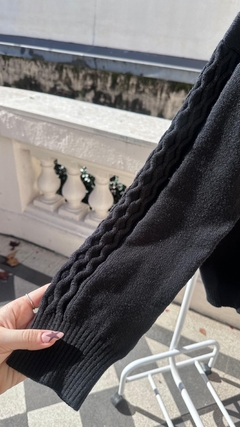 Hoodie Pia negro - Sara Store