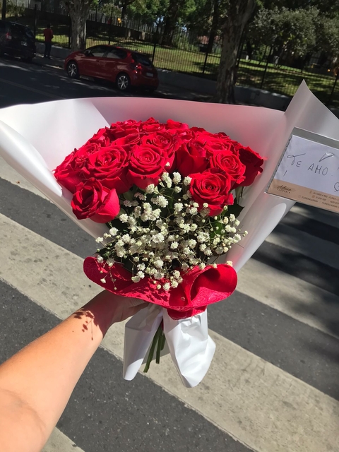 Ramo 25 Rosas medium