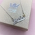 Nombre en plata con detalle en oro y cadena (con rubrica)