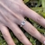 Anillo abrazo con corazon en Plata 925 y cubics