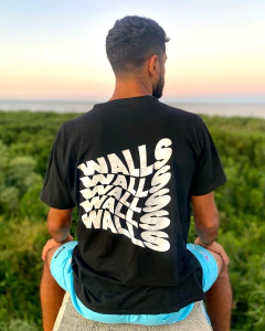 Remera Walls - comprar online
