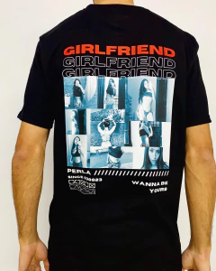 Remera girlfriend en internet