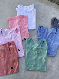 MUSCULOSA UA DRY FIT en internet