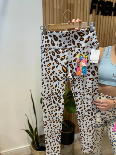 CALZA LARGA LF ESTAMPADAS en internet