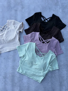 CROP TOP SSJ 675 en internet
